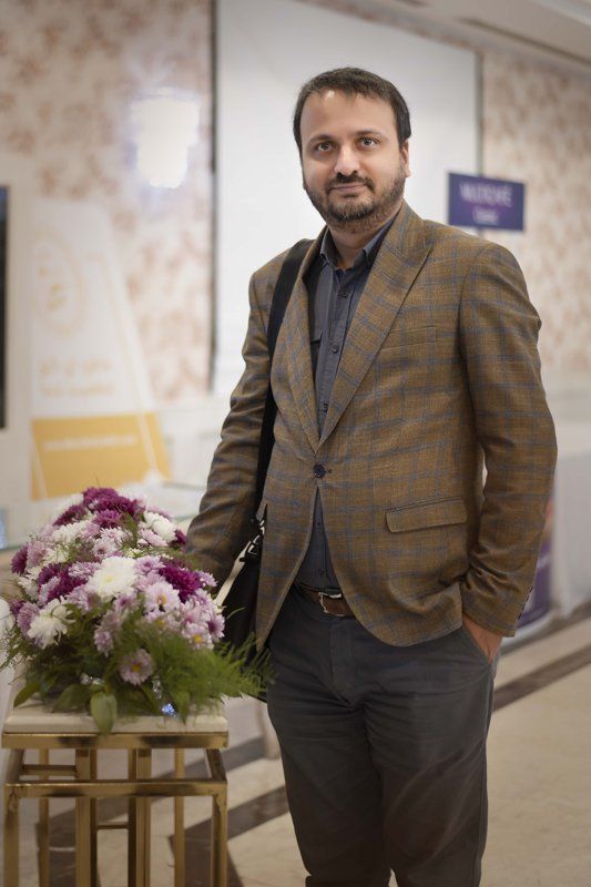 دکتر بابک الیاسی