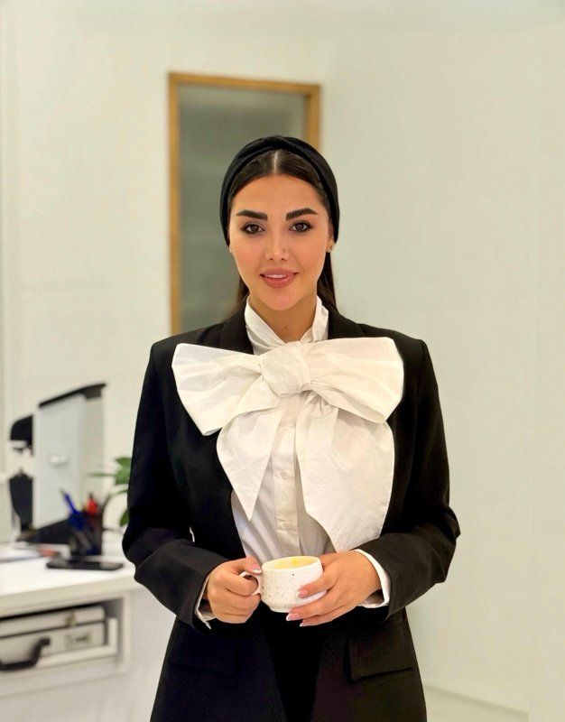 دکتر لاکدشتی فریناز