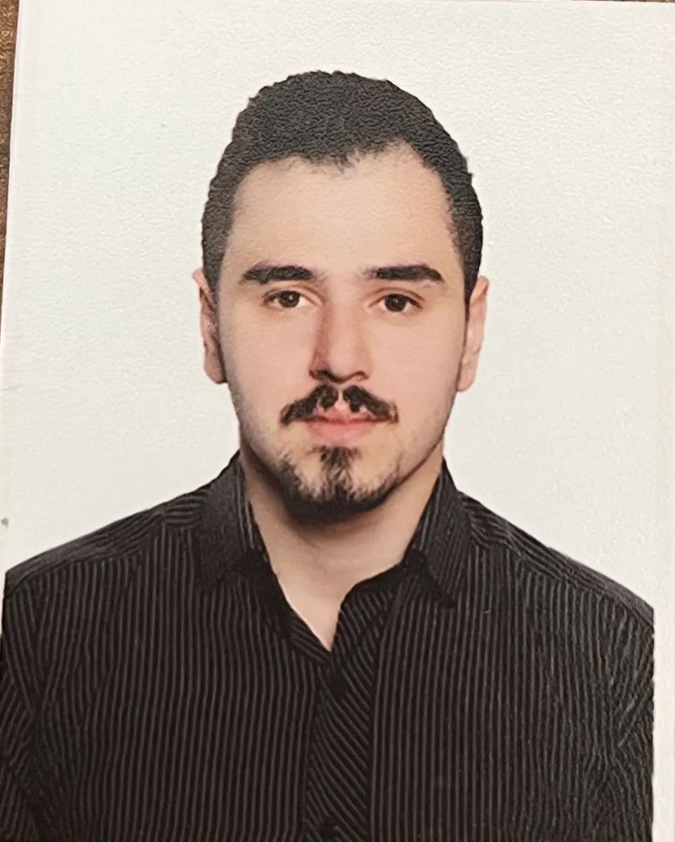 دکتر پوریا حق جو