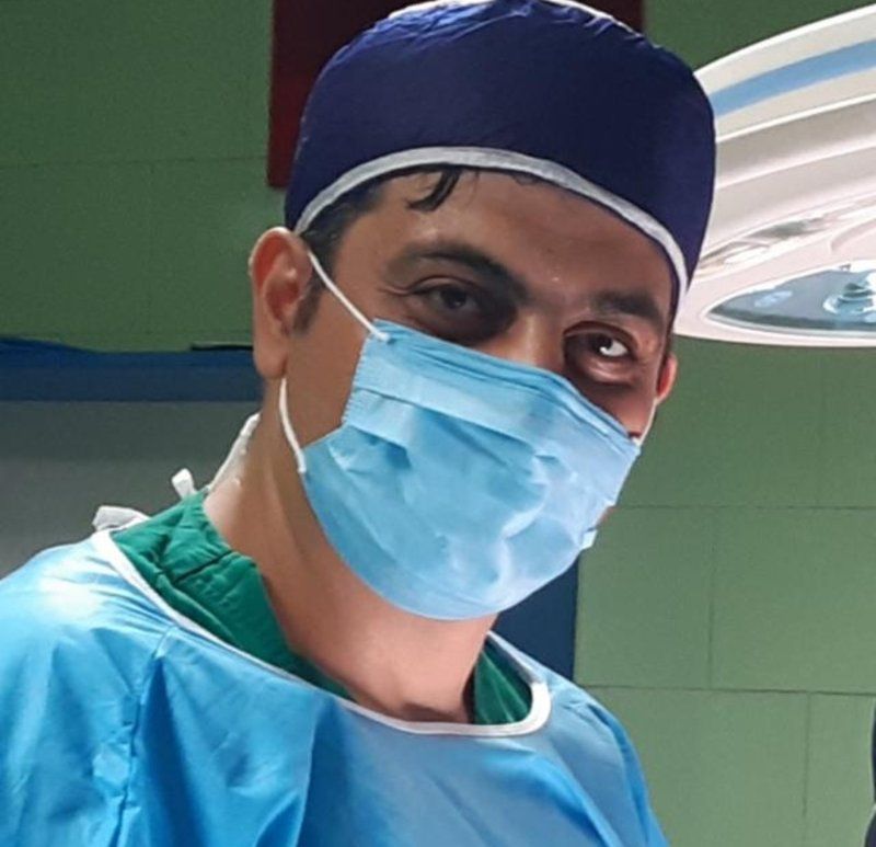 امیر کمالی فر متخصص و جراح  مغز ,دیسک و ستون فقرات-( Neurosurgeon )