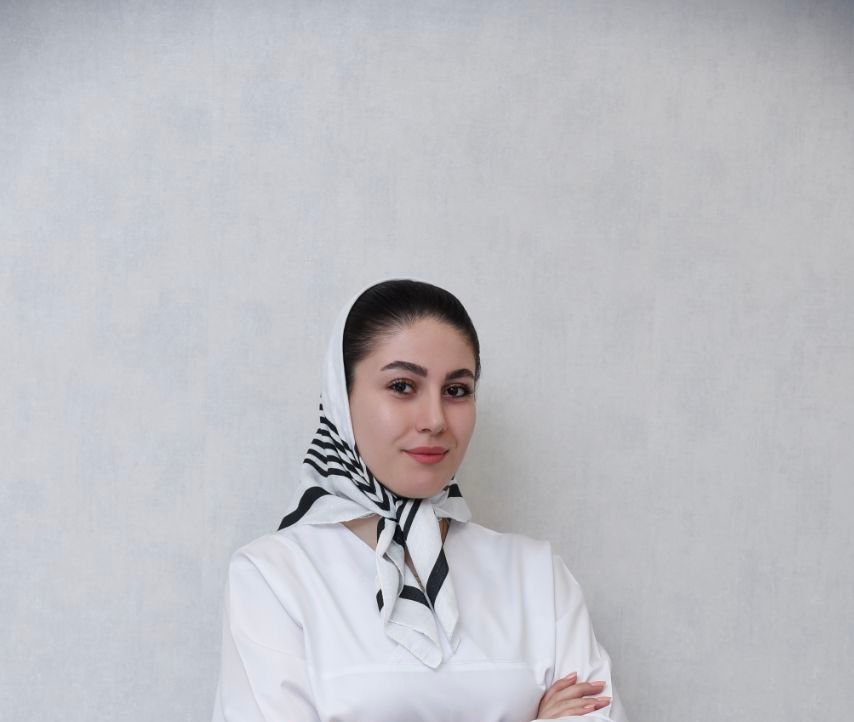 دکتر الناز میانجی