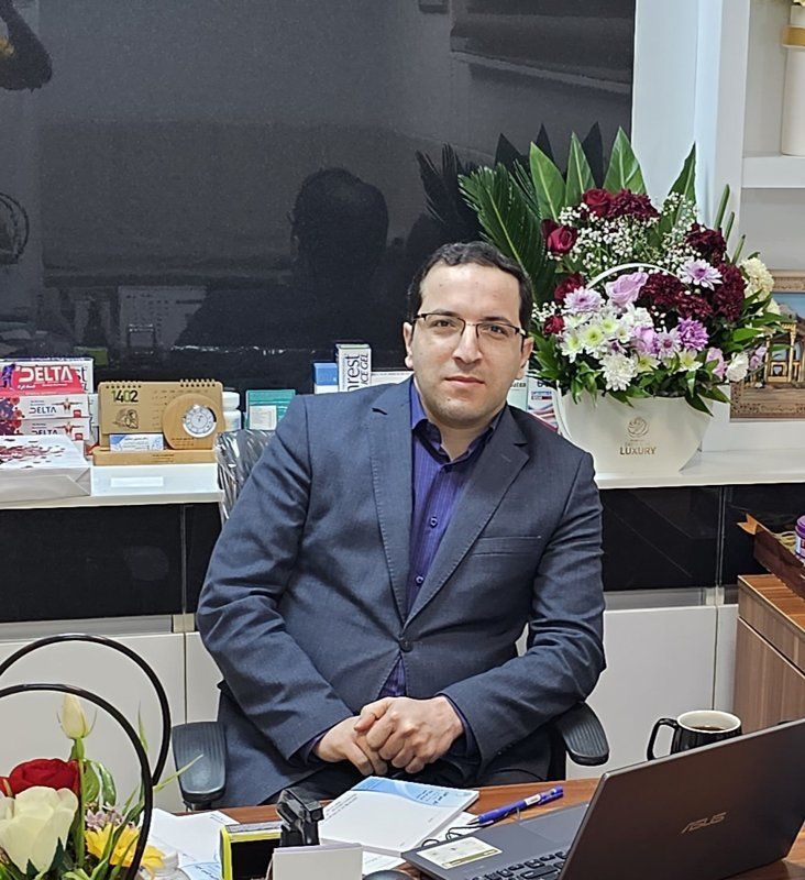 دکتر حسین صفری