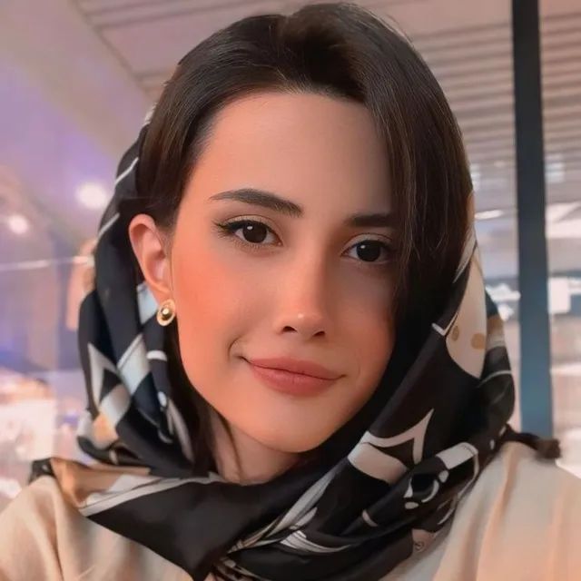 مریم حاتمی فلاح کارشناس مامایی