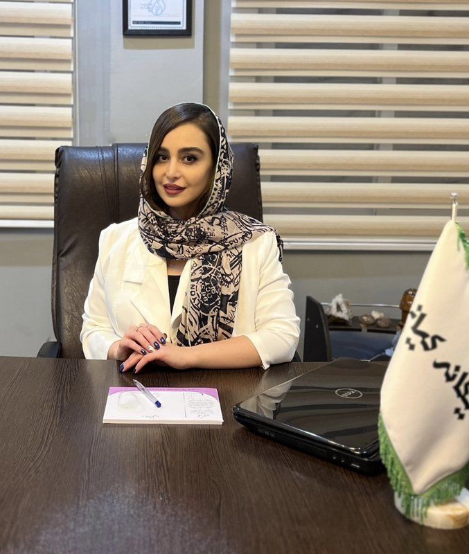 دکتر یگانه کیان