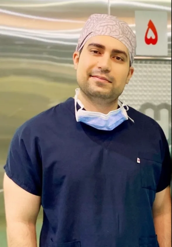 دکتر ایمان صالحی