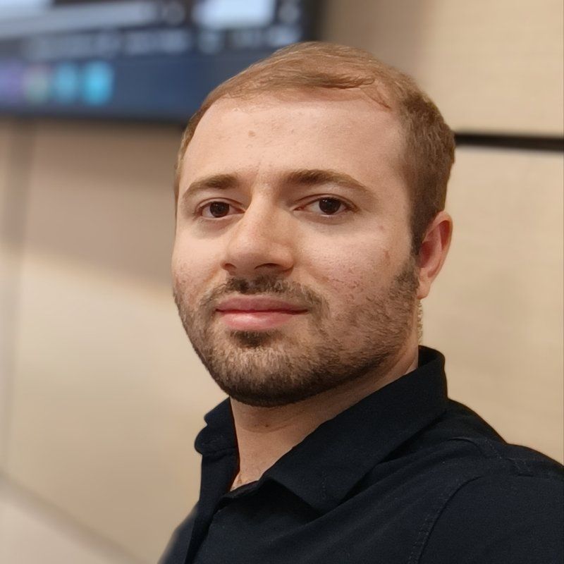 دکتر علیرضا اکبری اصفهانی