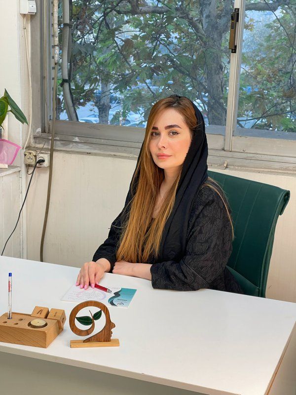 دکتر ساناز محمودی