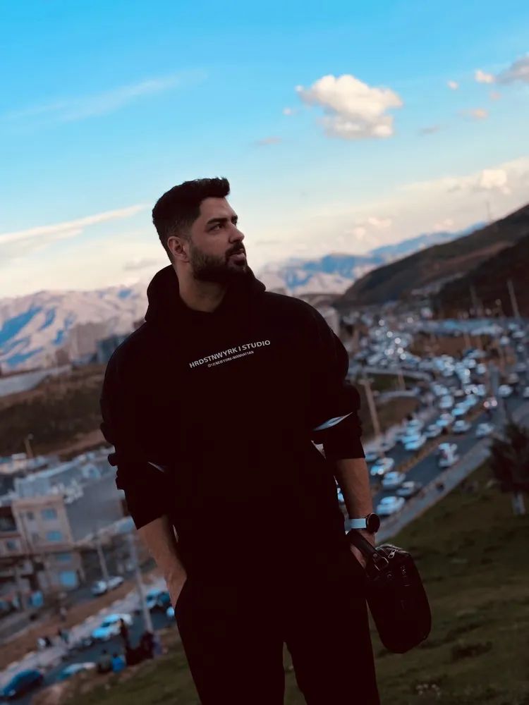 دکتر کامیار عزیزی کارشناسی کاردرمانی
