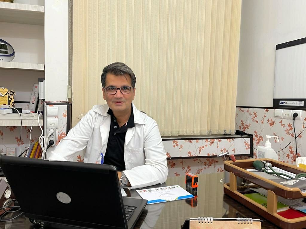 دکتر رضا وتر