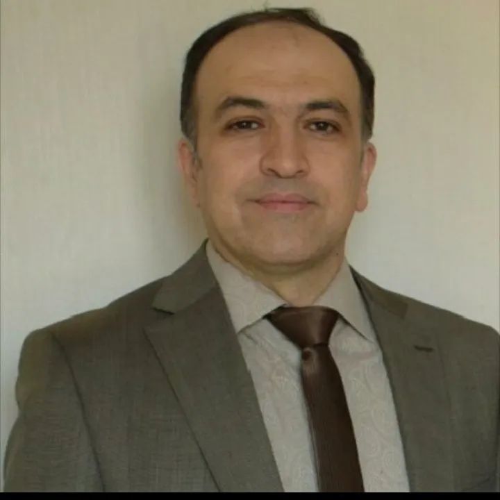 دکتر وحید صدرائی دکترای دندانپزشکی