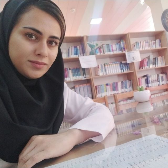 دکتر فاطمه شریعت