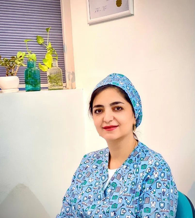 پریسا روحانی دکترای دندانپزشکی