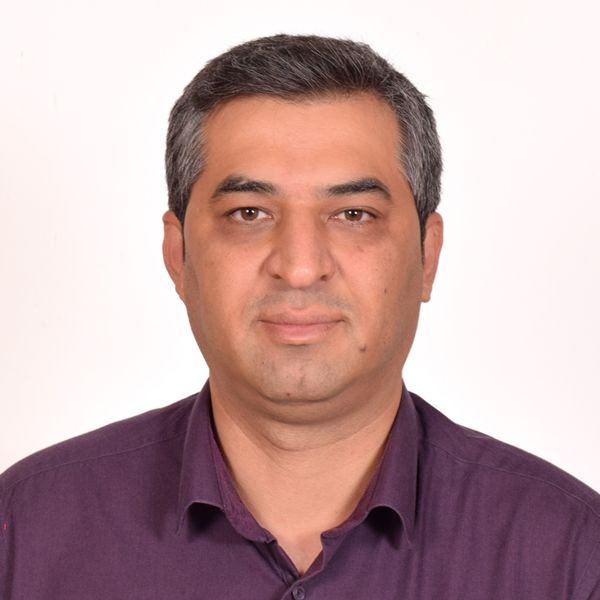دکتر امیر هادی