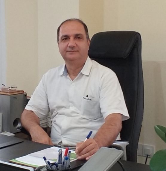 دکتر محمود آزادفر