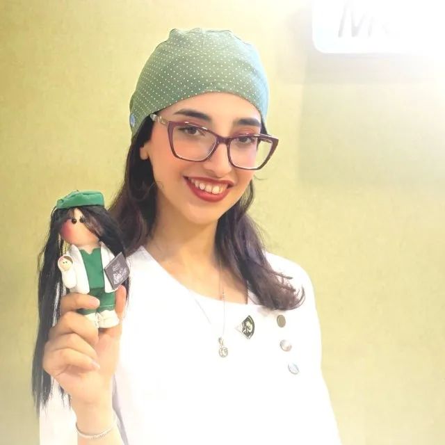 محدثه زارعی صالح آباد کارشناسی مامایی