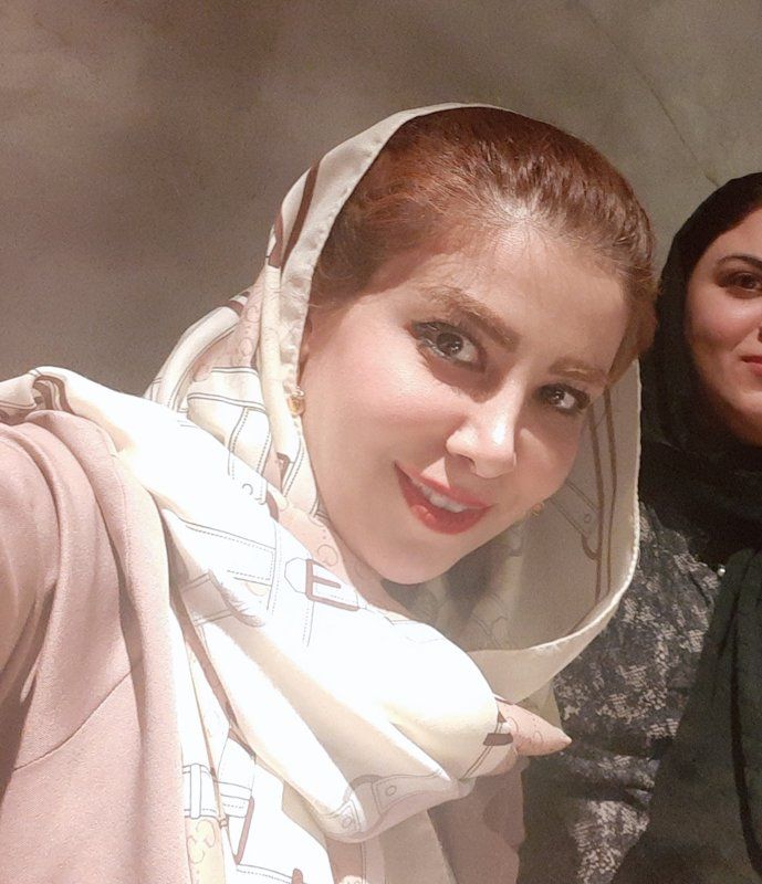فاطمه عالمی متخصص بیماریهای مغز و اعصاب
