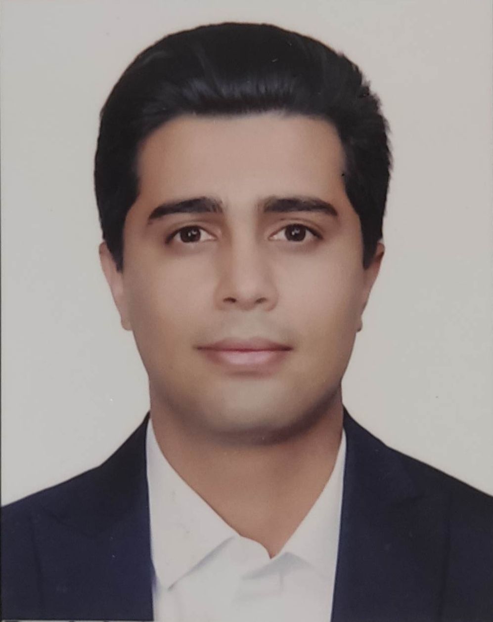 دکتر حسین حسن زاده