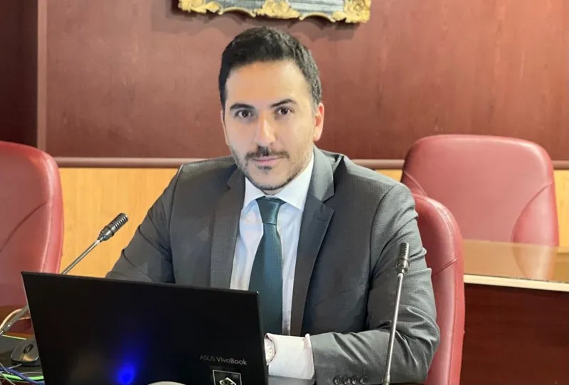 دکتر نیما ساری صراف پزشک عمومی