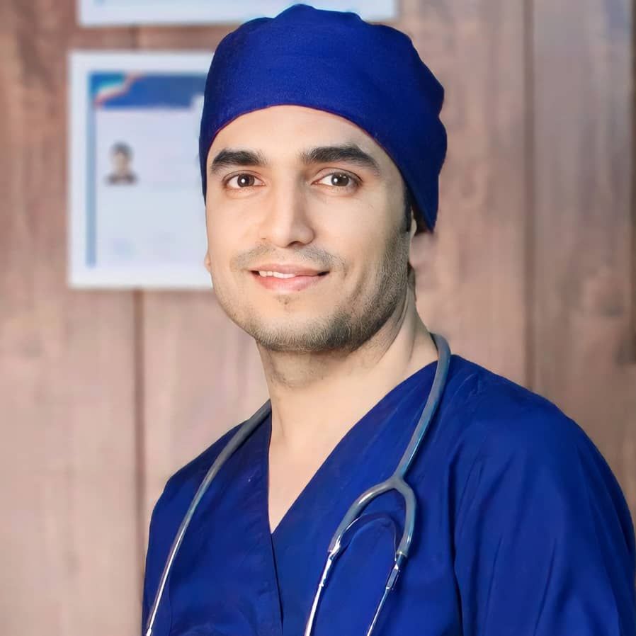 دکتر جواد صحراگرد