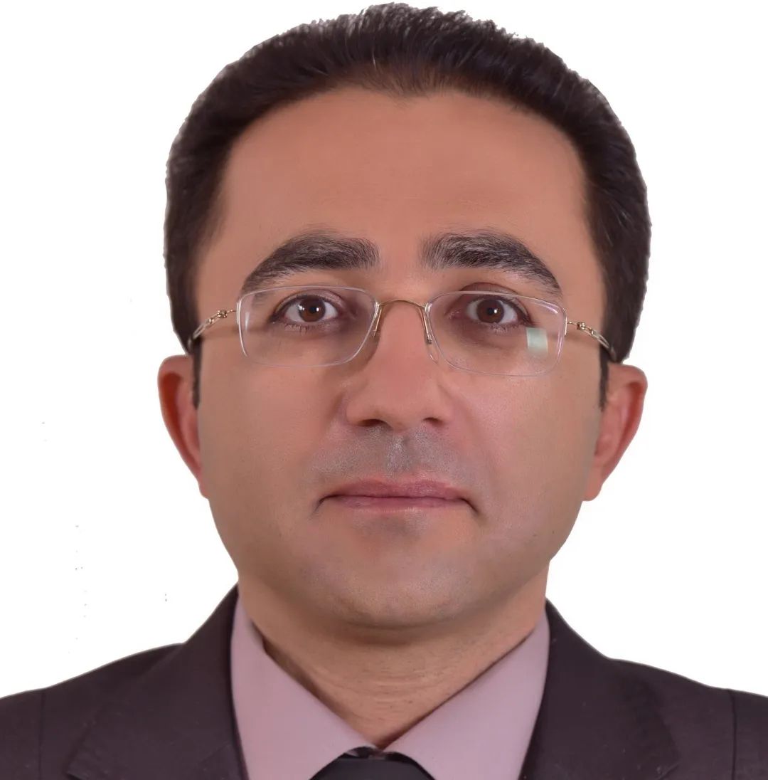 دکتر آرش رحیمی متخصص بیماریهای قلب و عروق