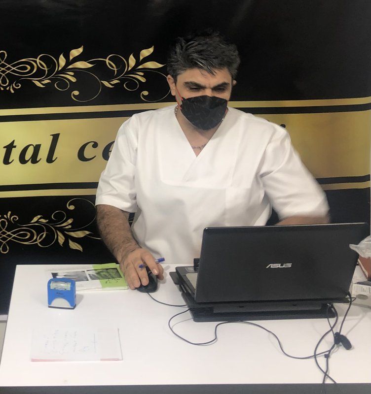 دکتر محمود زینلی دکترای دندانپزشکی