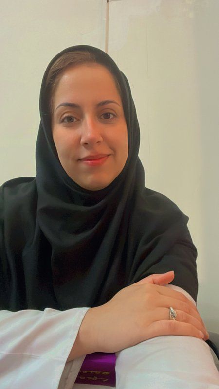 دکتر نرگس دالوند