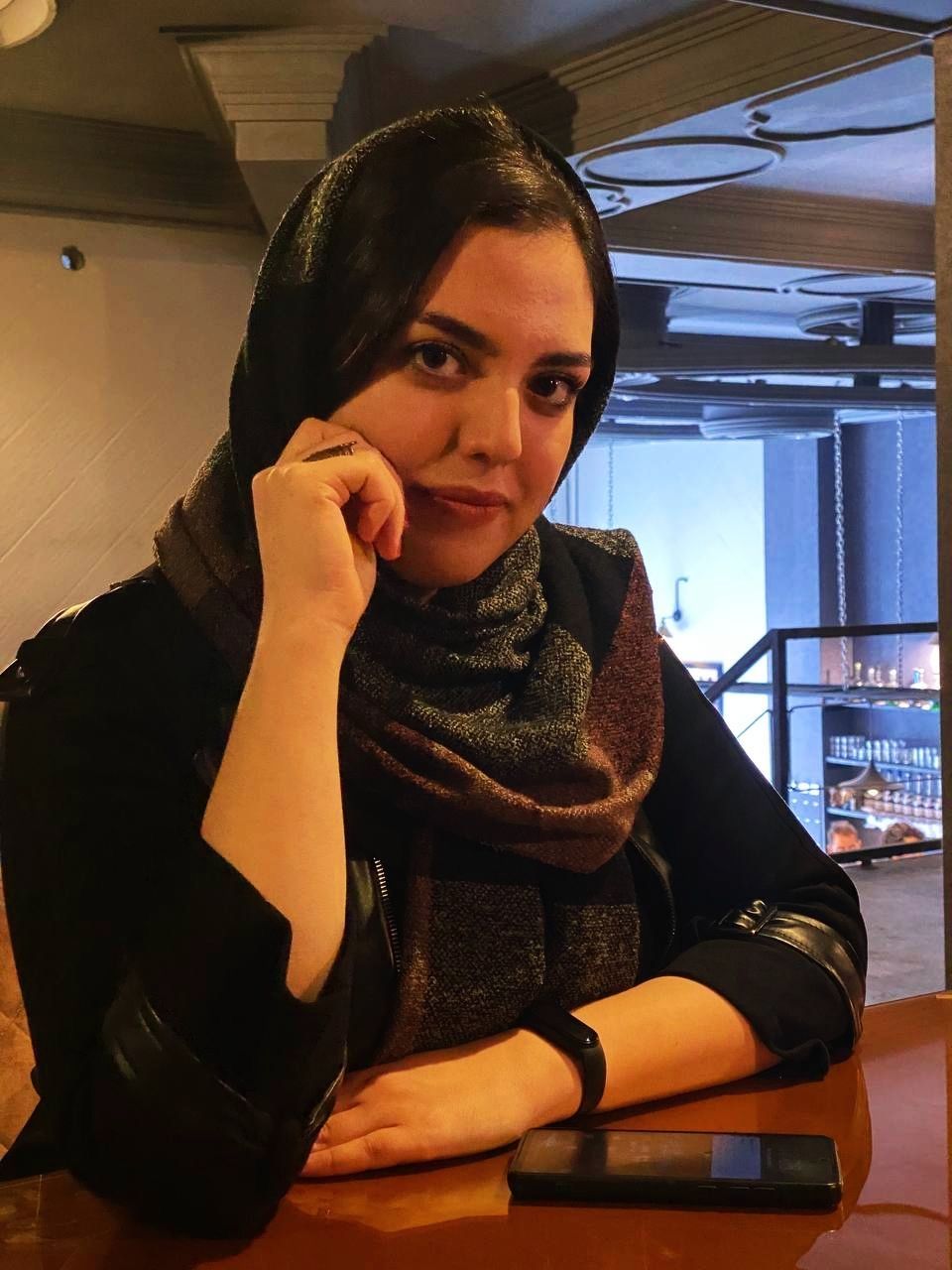 دکتر فاطمه تیهومنش فرد
