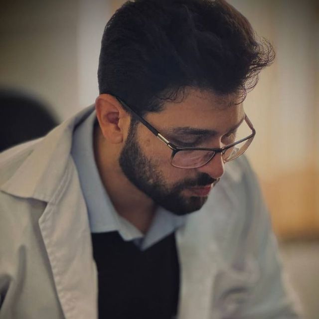 محمد باقری دکترای پزشکی