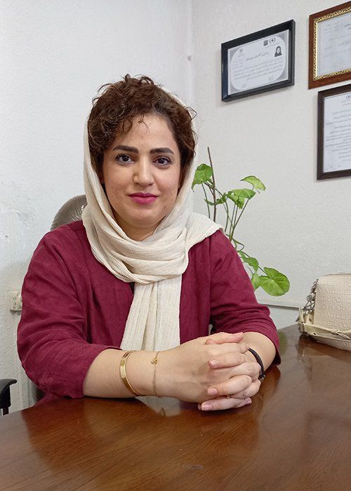 دکتر ماندانا پورسعید