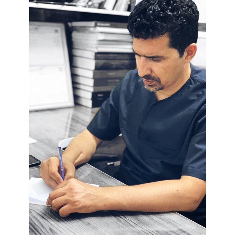 دکتر مهدی فاتحی