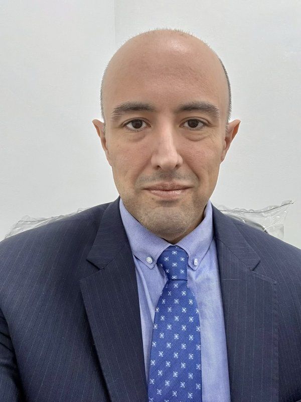 محمد علی مسعودی فر متخصص جراحى مغز و اعصاب و ستون فقرات
