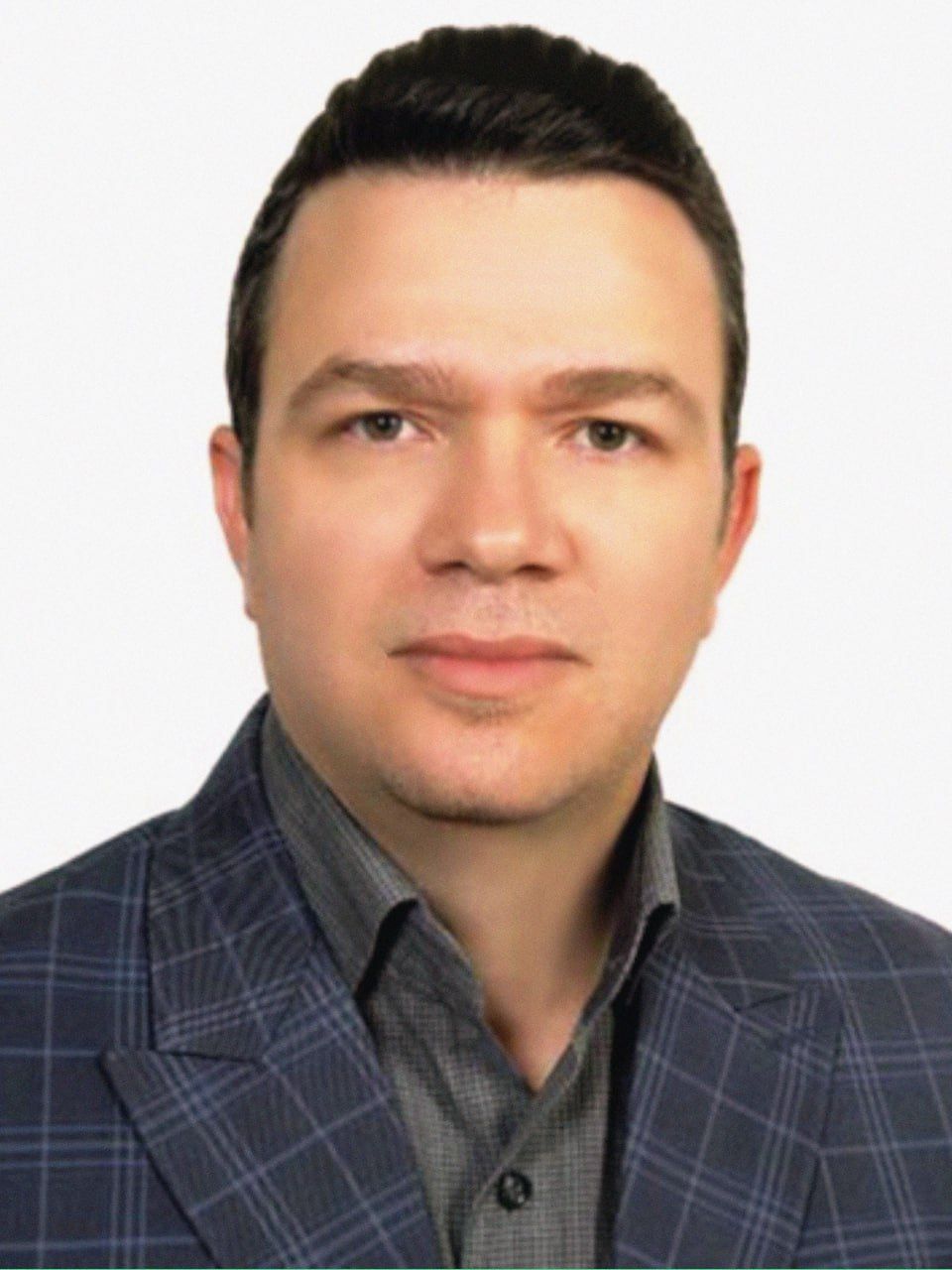 دکتر امین شریفی