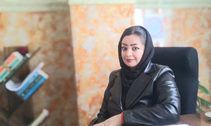دکتر نسترن صادق دوست