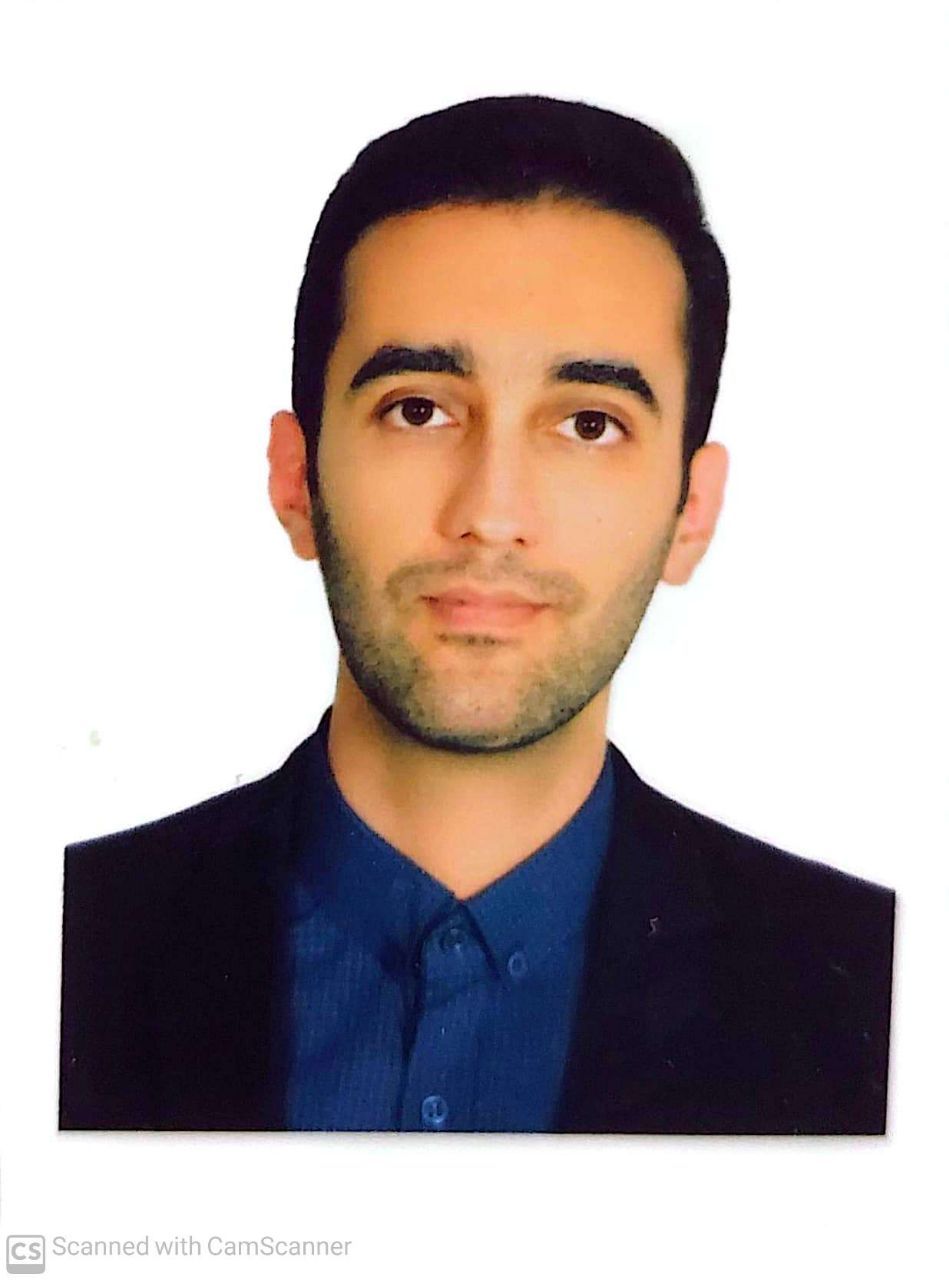دکتر محمد داوری فوق تخصص ریه و ICU
