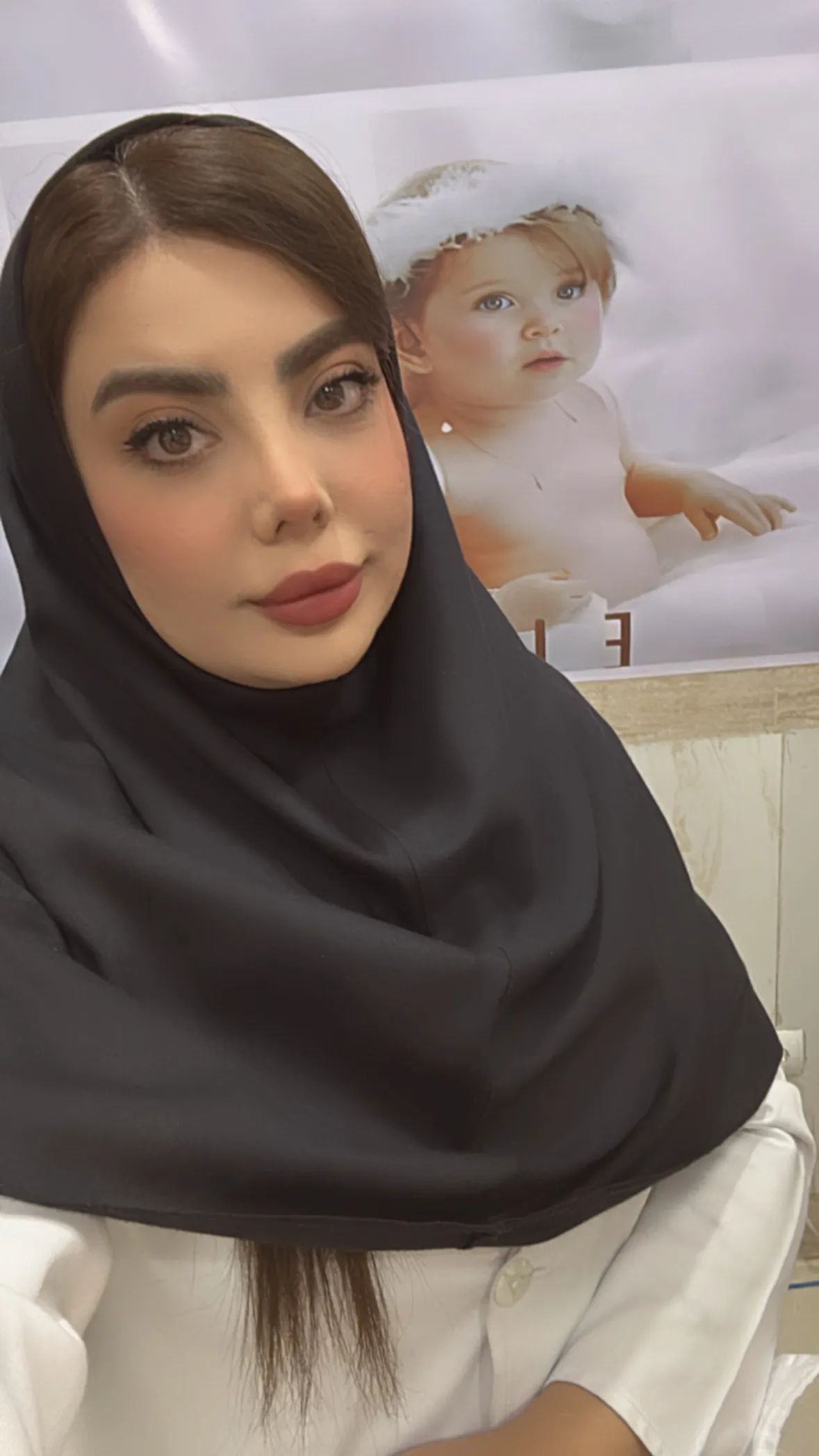 دکتر مریم لرستانی کارشناسی مامایی /تکنسین دارویی / درمان ناباروری /تنبلی تخمدان / کاهش وزن