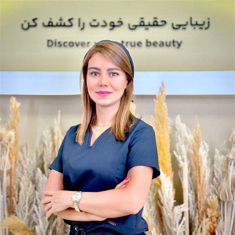دکتر بهار غلام نیا پزشک عمومی