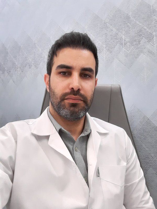 دکتر وحید شکوری