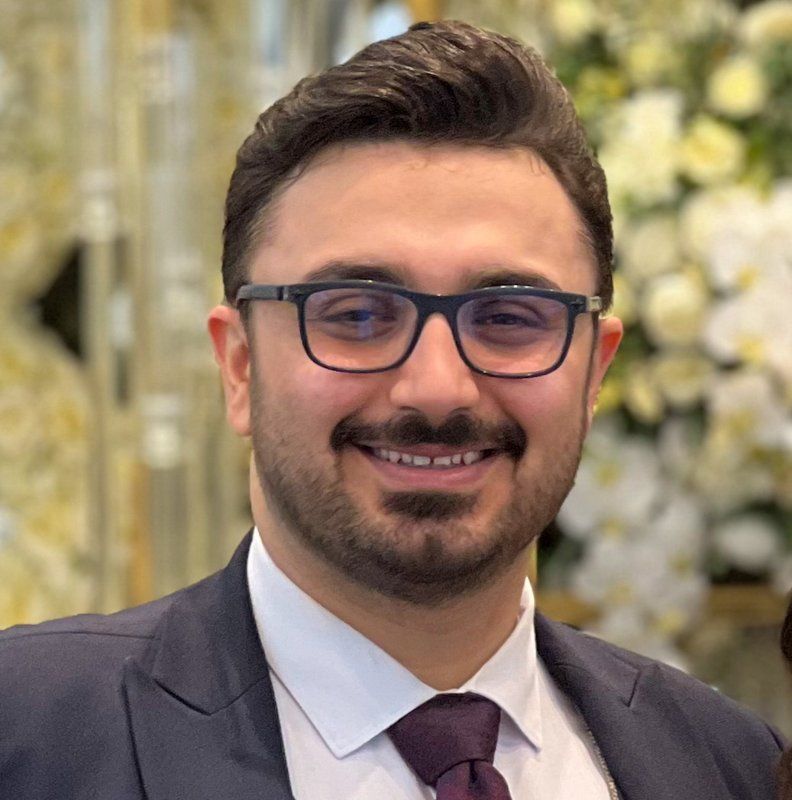 دکتر پارسا محسنی کلاگر