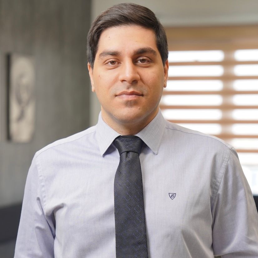 دکتر ماهان قانع عدالتی