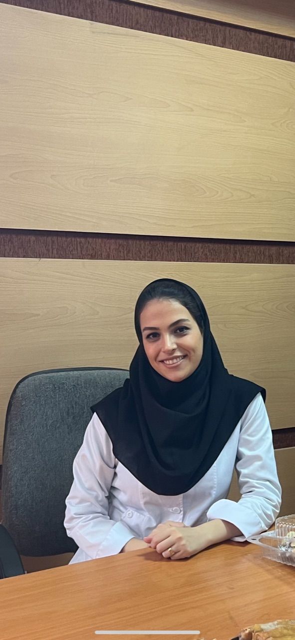 دکتر ترانه تاجری متخصص بیماریهای قلب و عروق