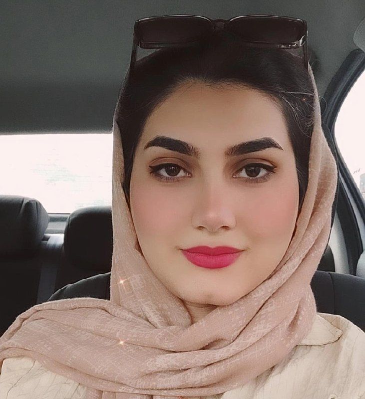دکتر فاطمه سادات حق خواه دانشجوی تخصص بیماریهای پوست