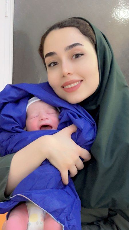 دکتر نگین میگون پوری