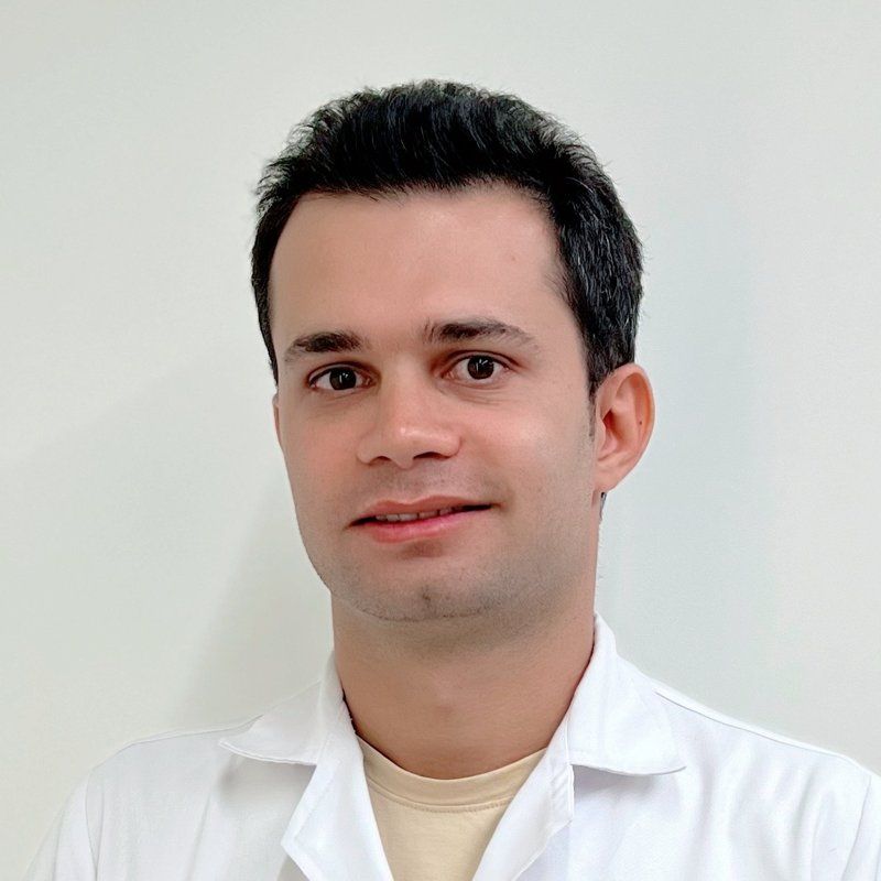دکتر پیام مولوی