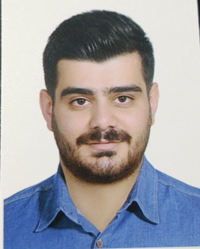 دکتر احسان قادرزاده