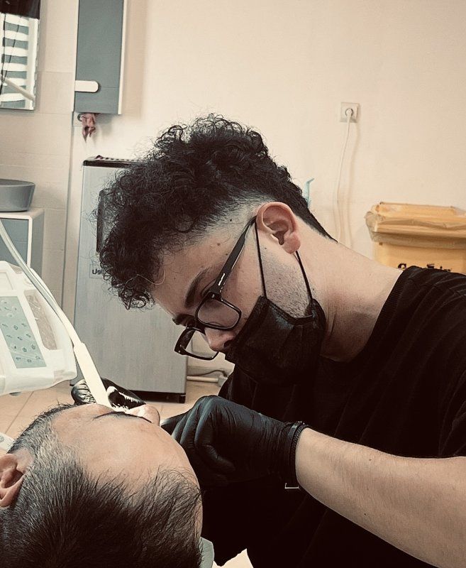 دکتر فرزاد عینی گورجی