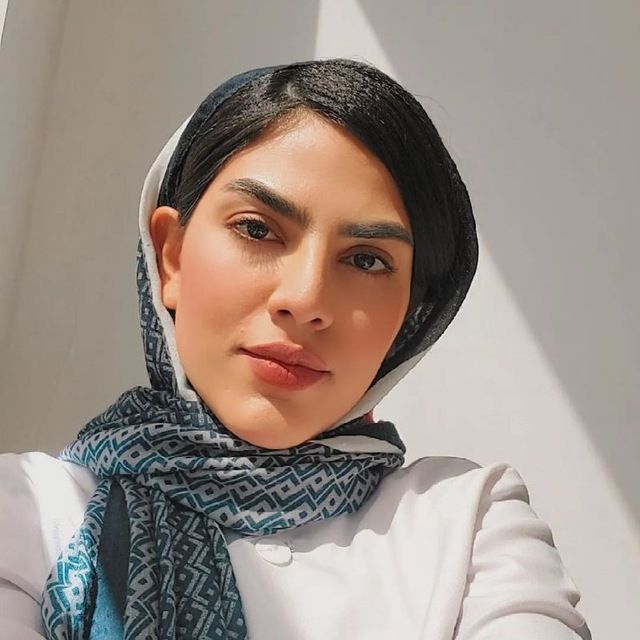 دکتر کیمیا کدخدایان کارشناس گفتاردرمانی