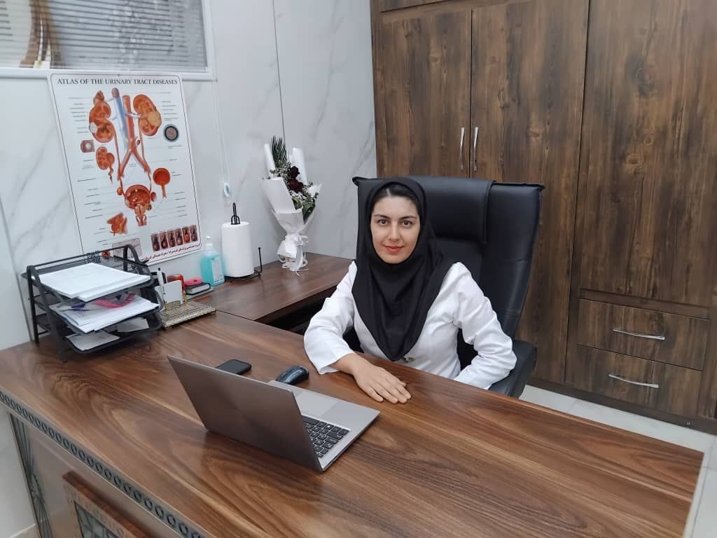 دکتر عاطفه اسلامی