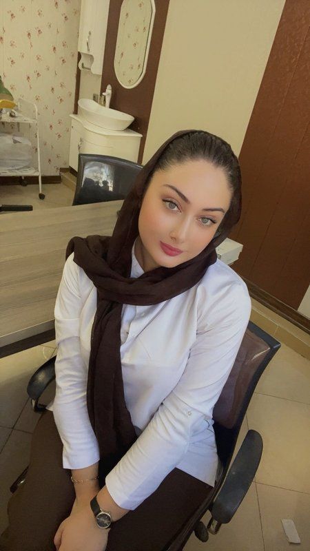 هما صمدی کارشناس مامایی