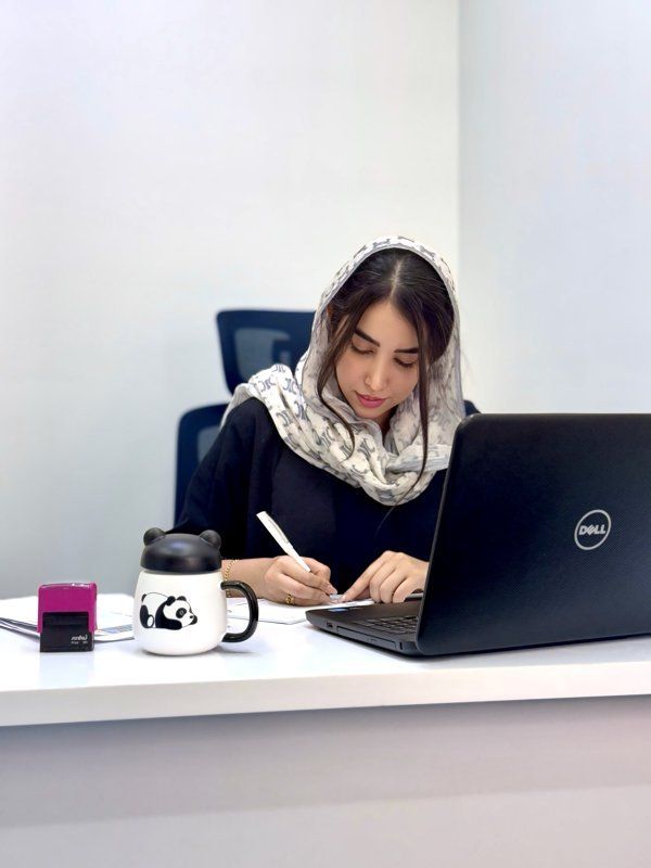 دکتر دنیا رسولیان