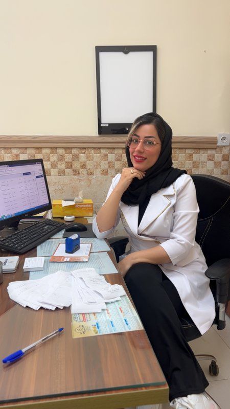 دکتر مرضیه غلامان متخصص بیماریهای داخلی